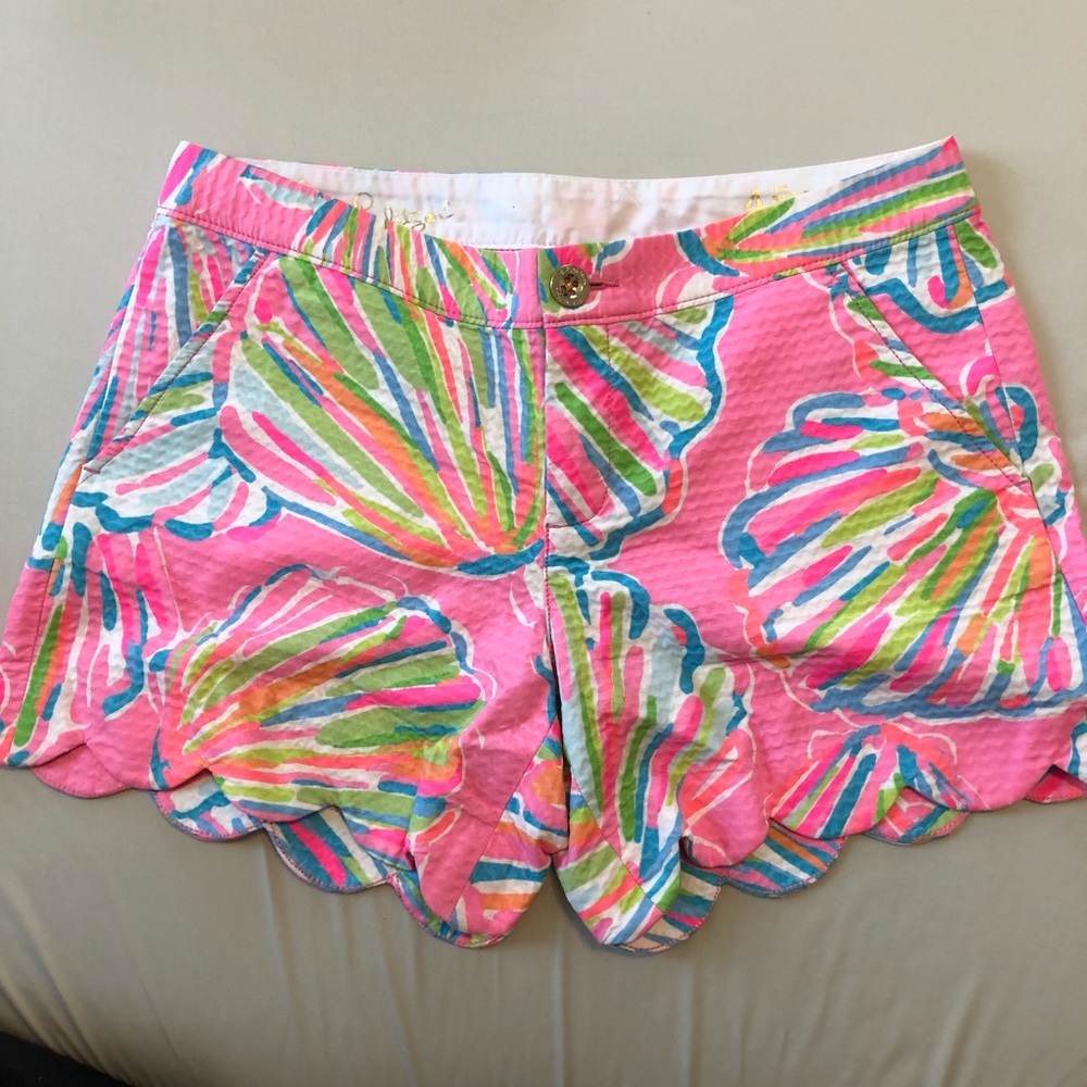 Lilly Pulitzer Scalloped Shorts